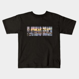 FLATHEAD BEACH - Lion Island NSW Australia Kids T-Shirt